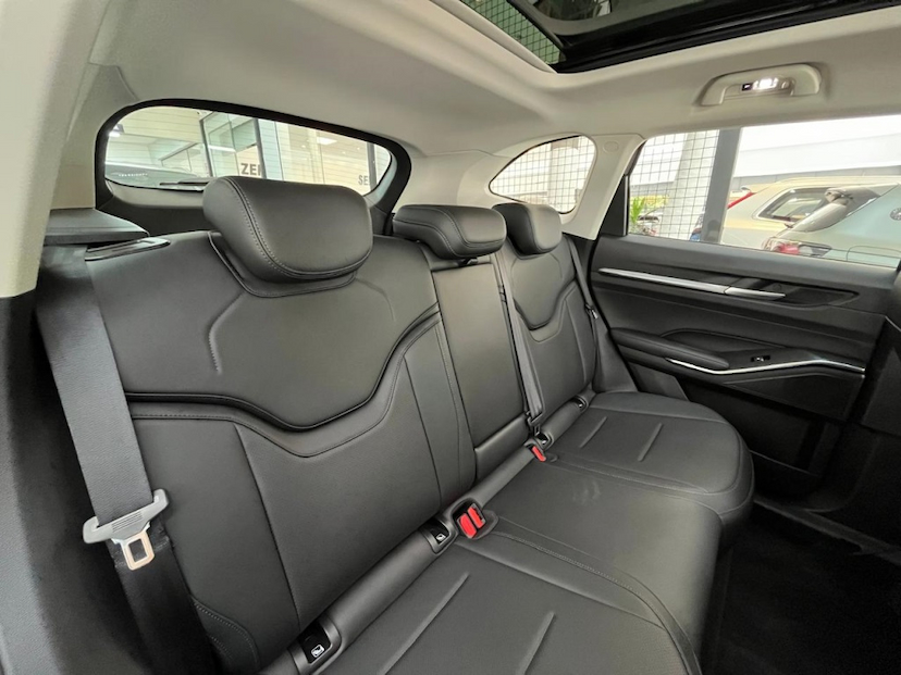 Foto do veículo GWM HAVAL H6 1.5 FLEX PHEV19 E-TRACTION 2027 0 KM 234.800,00