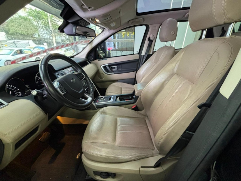 Foto do veículo LAND ROVER DISCOVERY SPORT 2.0 16V SI4 TURBO GASOLINA HSE 4P AUTOMÁTICO 2016 30.031 KM 108.777,00