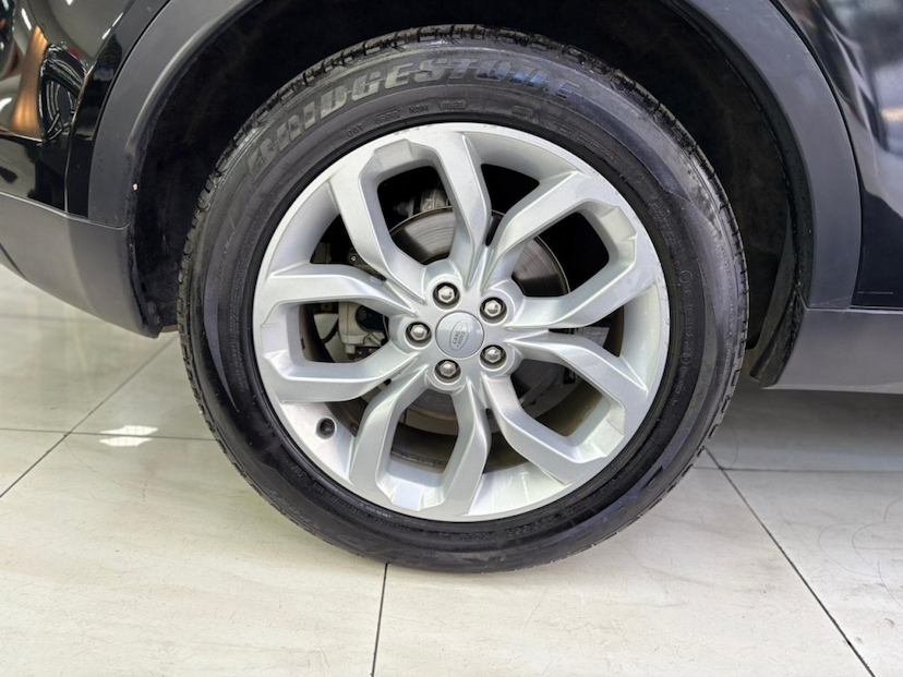 Foto do veículo LAND ROVER DISCOVERY SPORT 2.0 16V SI4 TURBO GASOLINA HSE 4P AUTOMÁTICO 2016 30.031 KM 108.777,00