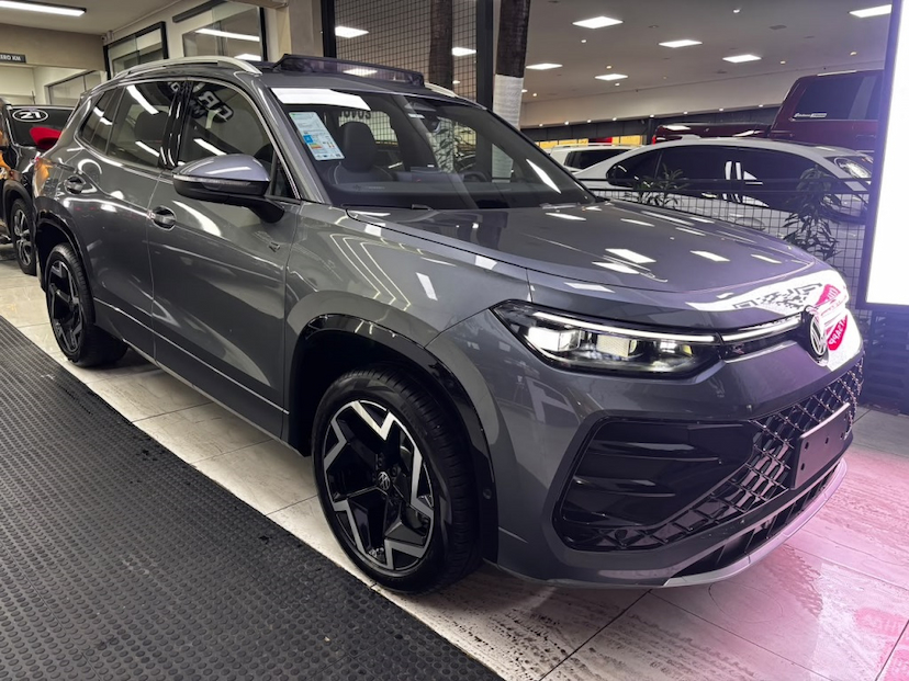 Foto do veículo VOLKSWAGEN TIGUAN 2.0 350 TSI GASOLINA R-LINE 4MOTION AUTOMÁTICO 2026 0 KM 409.900,00