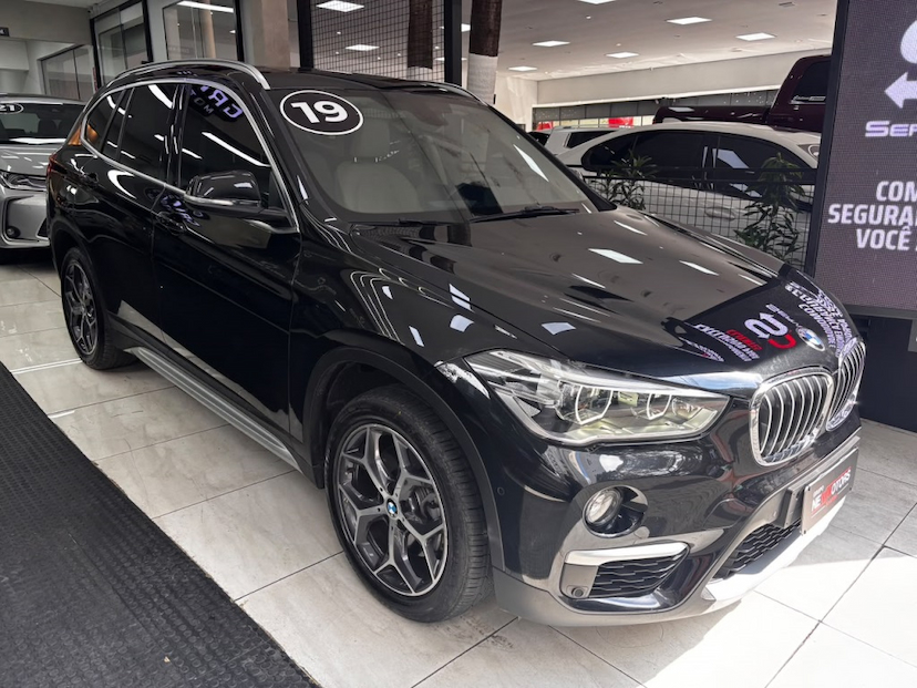 Foto do veículo BMW X1 2.0 16V TURBO ACTIVEFLEX SDRIVE20I 4P AUTOMÁTICO 2019 40.243 KM 137.777,00