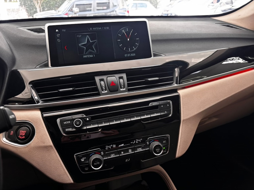 Foto do veículo BMW X1 2.0 16V TURBO ACTIVEFLEX SDRIVE20I 4P AUTOMÁTICO 2019 40.243 KM 137.777,00