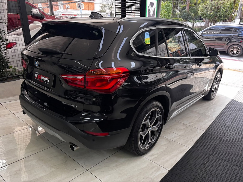 Foto do veículo BMW X1 2.0 16V TURBO ACTIVEFLEX SDRIVE20I 4P AUTOMÁTICO 2019 40.243 KM 137.777,00