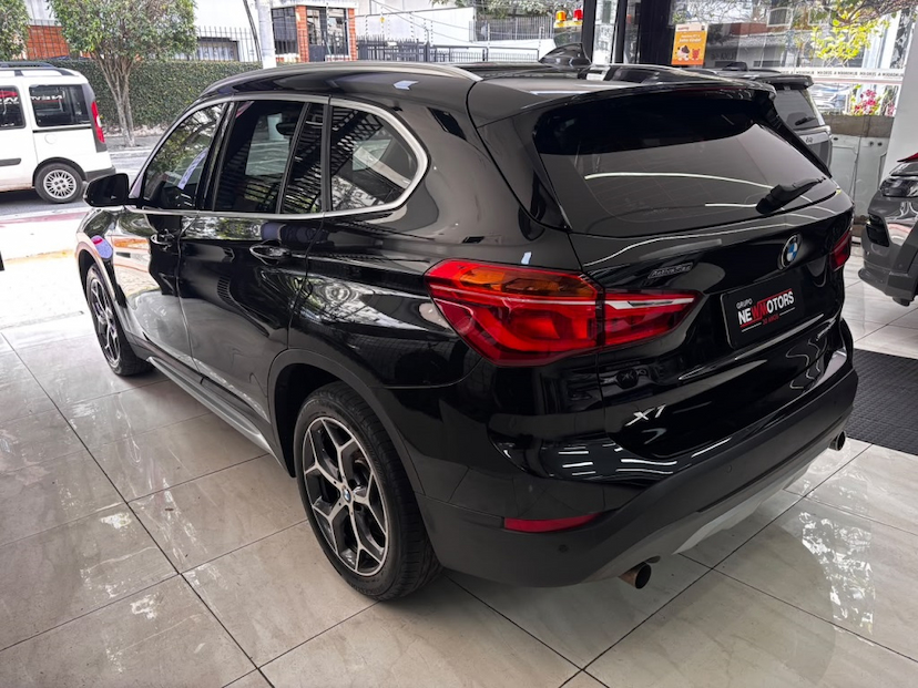 Foto do veículo BMW X1 2.0 16V TURBO ACTIVEFLEX SDRIVE20I 4P AUTOMÁTICO 2019 40.243 KM 137.777,00