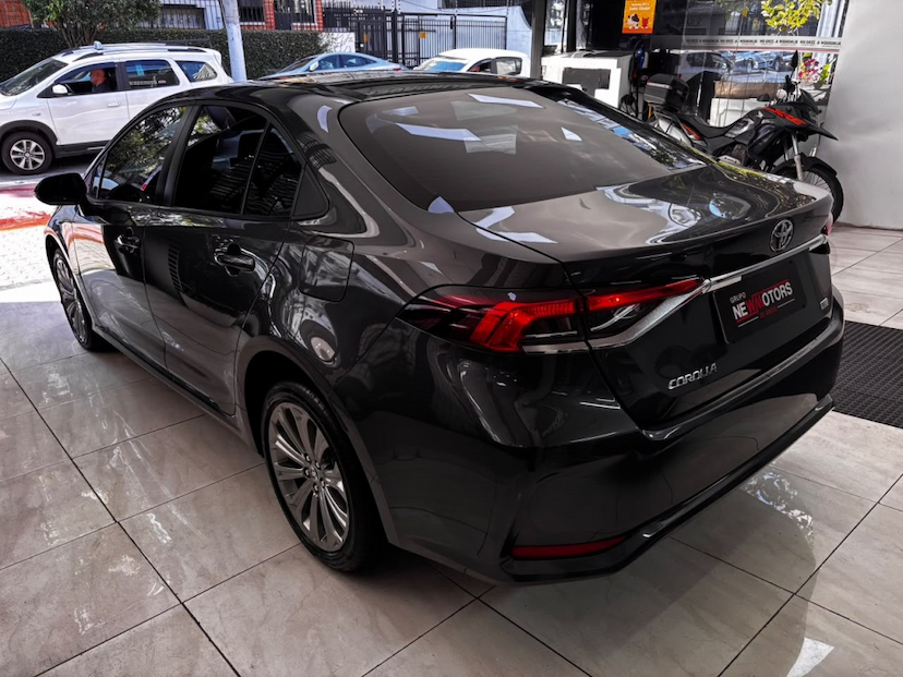 Foto do veículo TOYOTA COROLLA 2.0 VVT-IE FLEX XEI DIRECT SHIFT 2022 46.057 KM 123.777,00