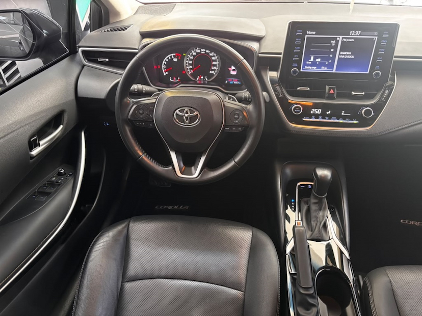 Foto do veículo TOYOTA COROLLA 2.0 VVT-IE FLEX XEI DIRECT SHIFT 2022 46.057 KM 123.777,00