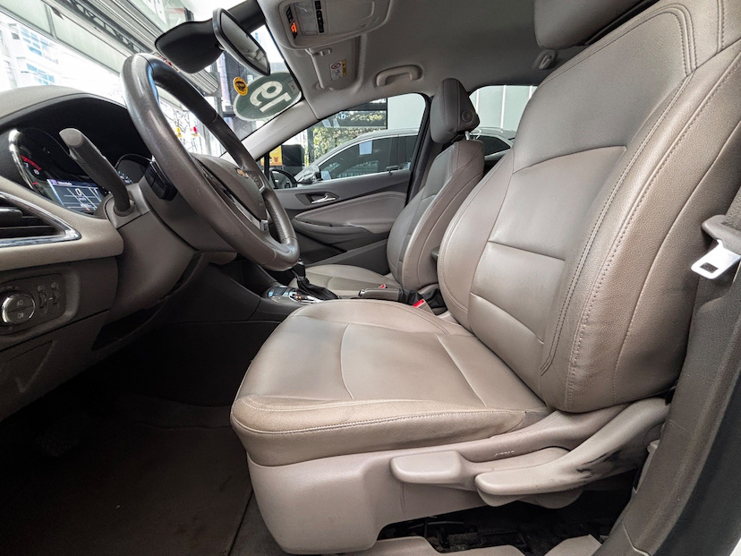 Foto do veículo CHEVROLET CRUZE 1.4 TURBO LTZ 16V FLEX 4P AUTOMÁTICO 2019 80.352 KM 94.777,00
