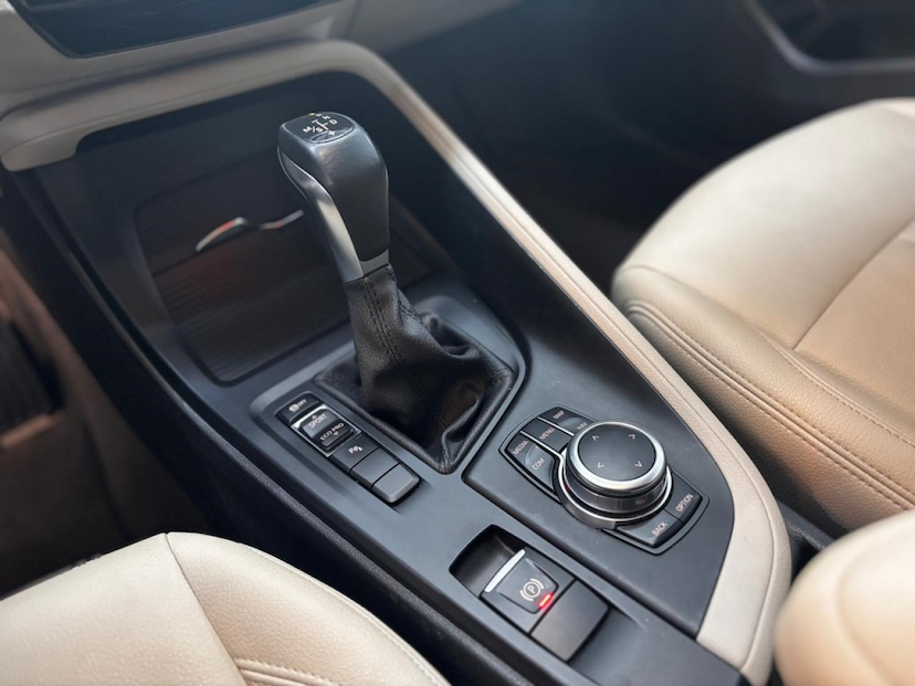 Foto do veículo BMW X1 2.0 16V TURBO ACTIVEFLEX SDRIVE20I 4P AUTOMÁTICO 2019 79.720 KM 118.777,00