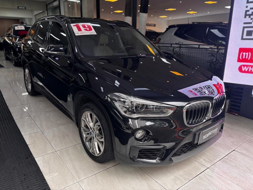 Foto do veículo BMW X1 2.0 16V TURBO ACTIVEFLEX SDRIVE20I 4P AUTOMÁTICO 2019 79.720 KM 118.777,00