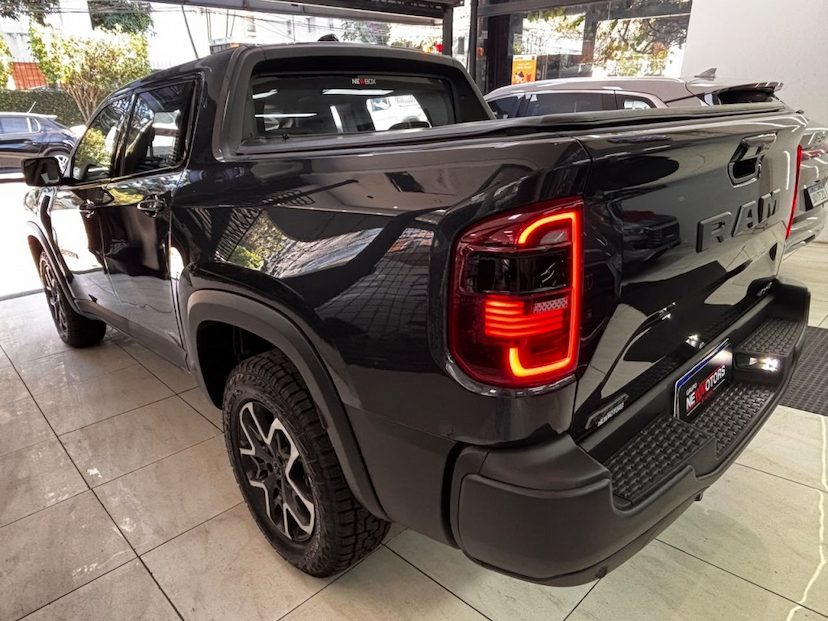 Foto do veículo RAM RAMPAGE  2.2 REBEL TB CD 4X4 DIESEL AUT. 2026 0 KM 320.777,00