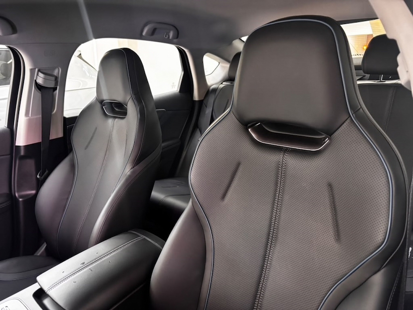Foto do veículo BYD KING 1.5 DM-I PHEV GS AUTOMÁTICO 2027 0 KM 166.680,00
