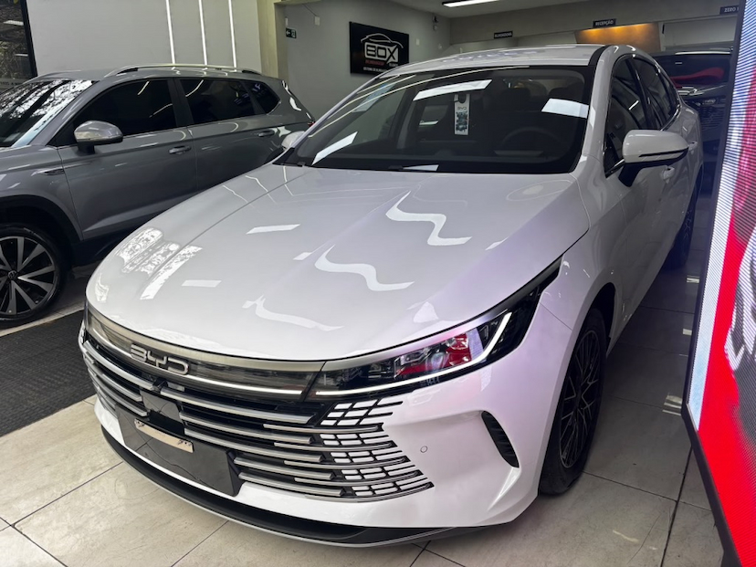 Foto do veículo BYD KING 1.5 DM-I PHEV GS AUTOMÁTICO 2027 0 KM 166.680,00