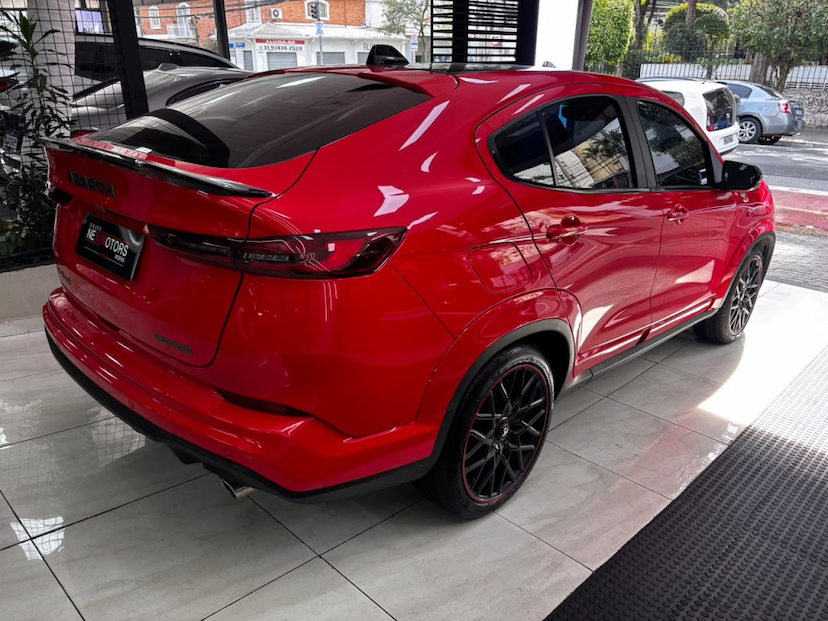 Foto do veículo FIAT FASTBACK 1.3 TURBO 270 FLEX ABARTH AT6 2024 36.344 KM 131.777,00