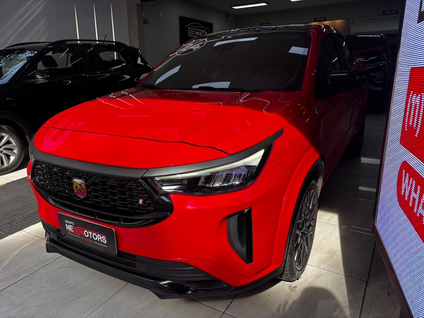 Foto do veículo FIAT FASTBACK 1.3 TURBO 270 FLEX ABARTH AT6 2024 36.344 KM 131.777,00