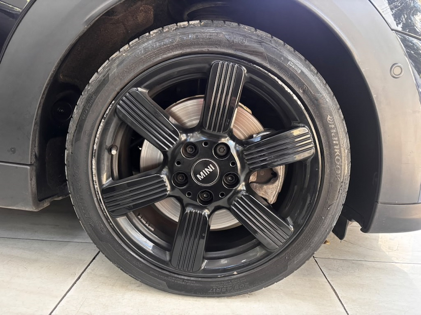 Foto do veículo MINI COOPER 2.0 16V TWINPOWER GASOLINA S TOP 4P STEPTRONIC 2024 6.989 KM 195.777,00