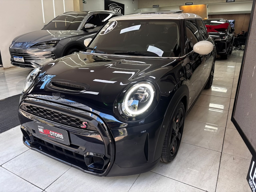 Foto do veículo MINI COOPER 2.0 16V TWINPOWER GASOLINA S TOP 4P STEPTRONIC 2024 6.989 KM 195.777,00
