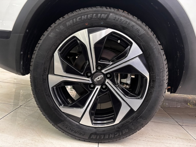 Foto do veículo CAOA CHERY TIGGO 5X PRO 1.5 VVT TURBO IFLEX CVT 2023 37.046 KM 111.777,00