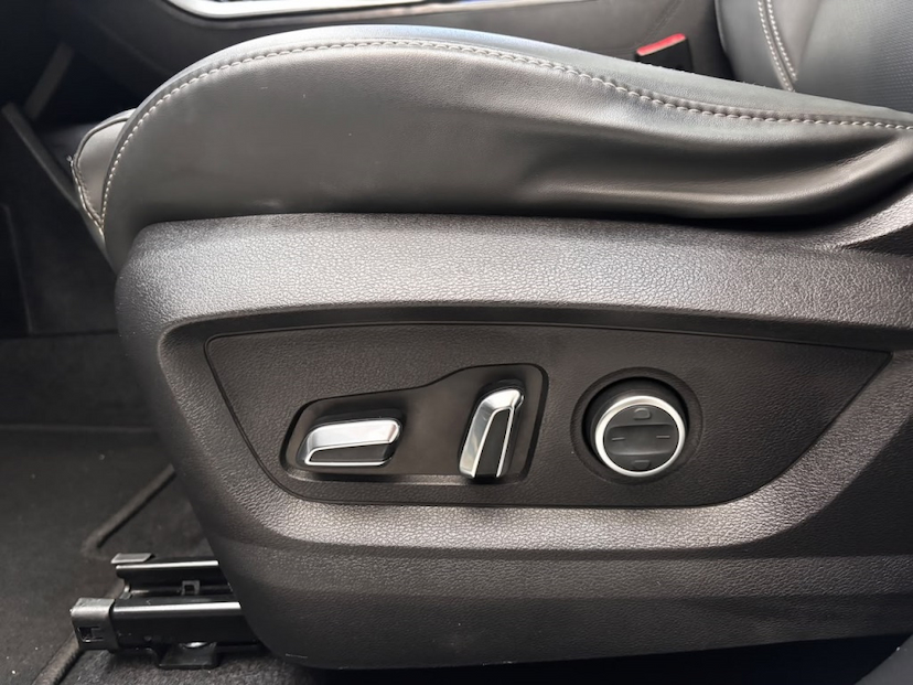 Foto do veículo CAOA CHERY TIGGO 5X PRO 1.5 VVT TURBO IFLEX CVT 2023 37.046 KM 111.777,00