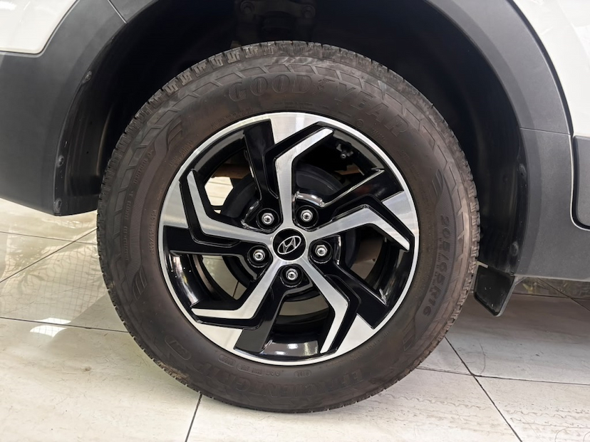 Foto do veículo HYUNDAI CRETA 1.6 16V FLEX ATTITUDE AUTOMÁTICO 2019 77.730 KM 86.777,00