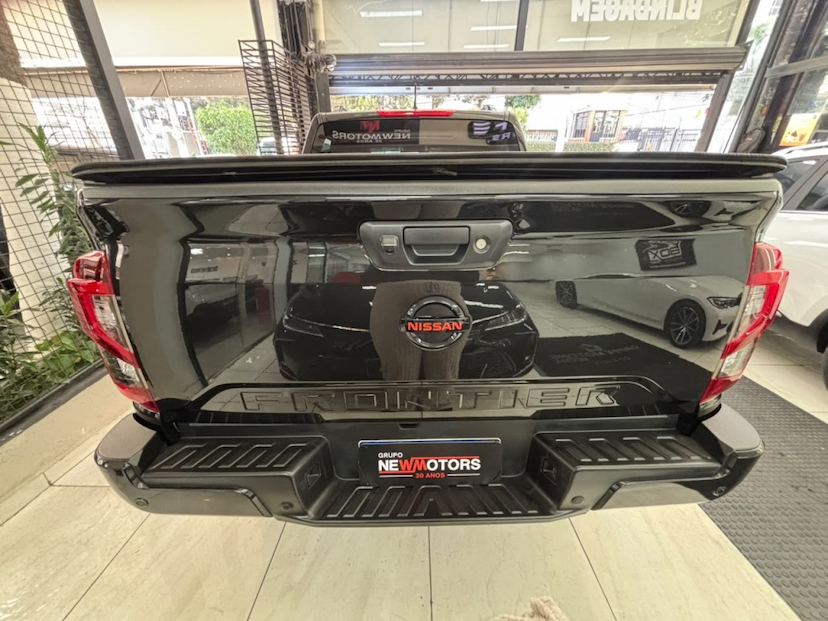 Foto do veículo NISSAN FRONTIER 2.3 16V TURBO DIESEL PRO4X CD 4X4 AUTOMÁTICO 2023 47.000 KM 258.777,00