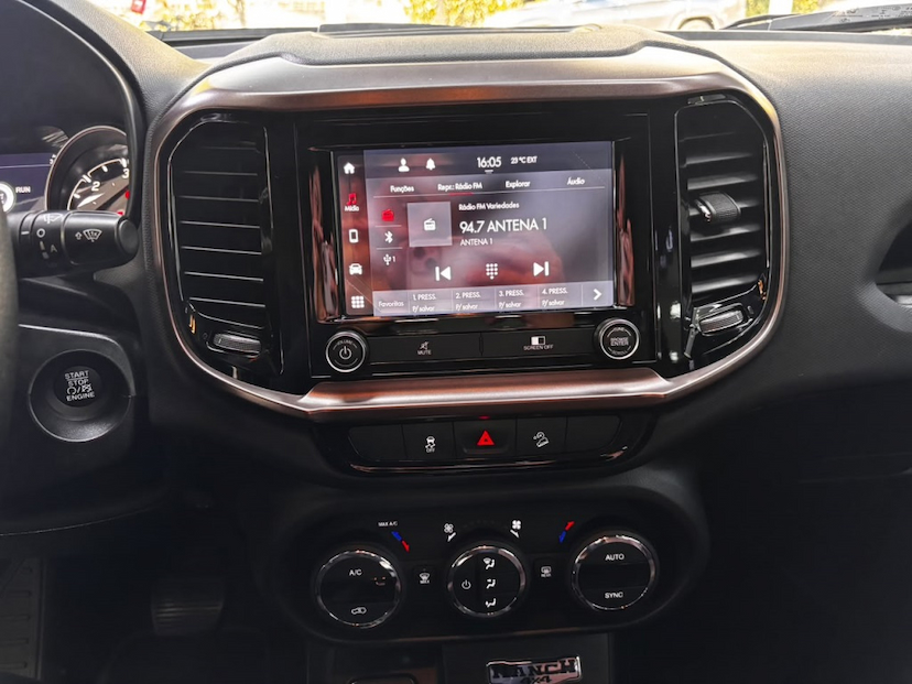Foto do veículo FIAT TORO 2.0 16V TURBO DIESEL RANCH 4WD AT9 2021 36.846 KM 121.777,00