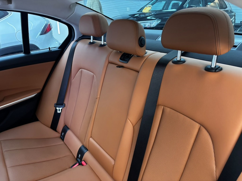 Foto do veículo BMW 320I 2.0 16V TURBO ACTIVE FLEX GP  4P 2022 45.835 KM 193.777,00