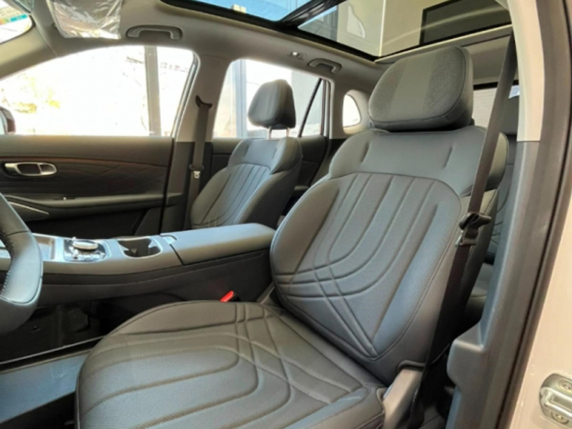 Foto do veículo GEELY EX5 EM-I 1.5 PHEV MAX E-DHT 2026 0 KM 208.800,00