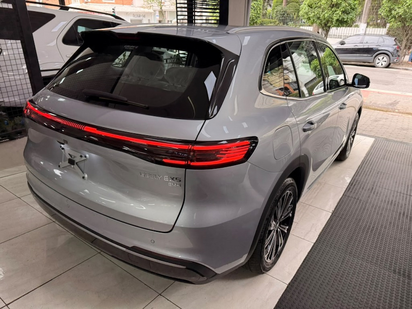Foto do veículo GEELY EX5 EM-I 1.5 PHEV ULTRA E-DHT 2026 0 KM 222.900,00