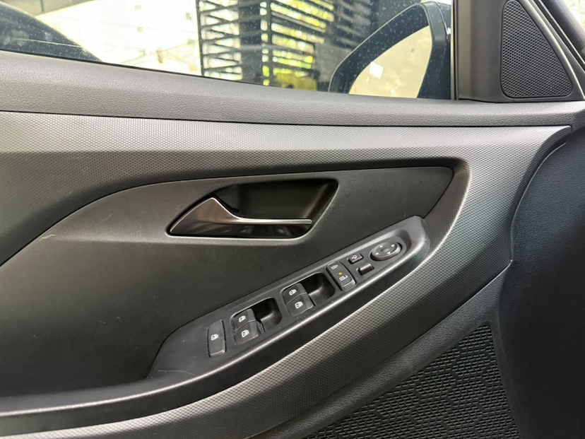 Foto do veículo HYUNDAI CRETA 1.0 TGDI FLEX N LINE AUTOMÁTICO 2025 12.181 KM 154.777,00
