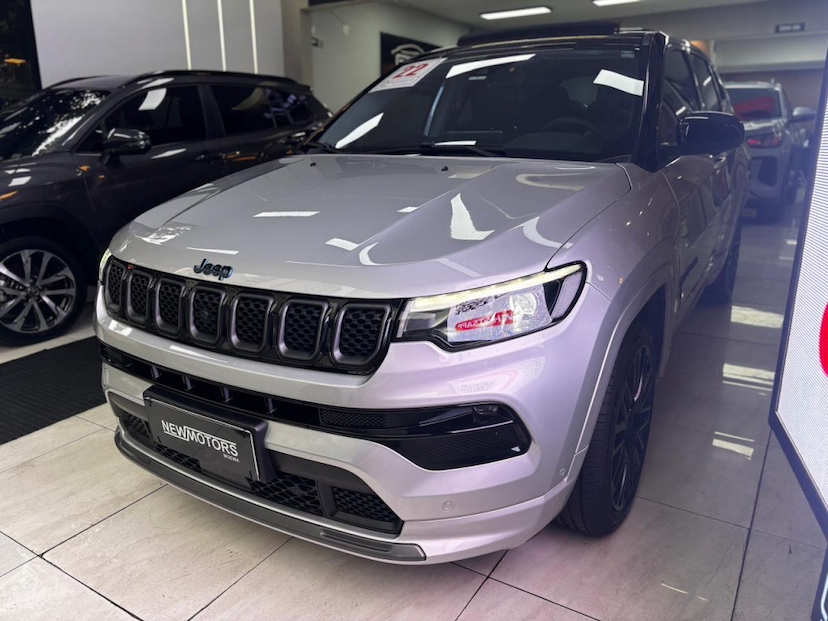 Foto do veículo JEEP COMPASS 1.3 T270 TURBO HÍBRIDO S 4XE AT6 2022 48.942 KM 145.777,00