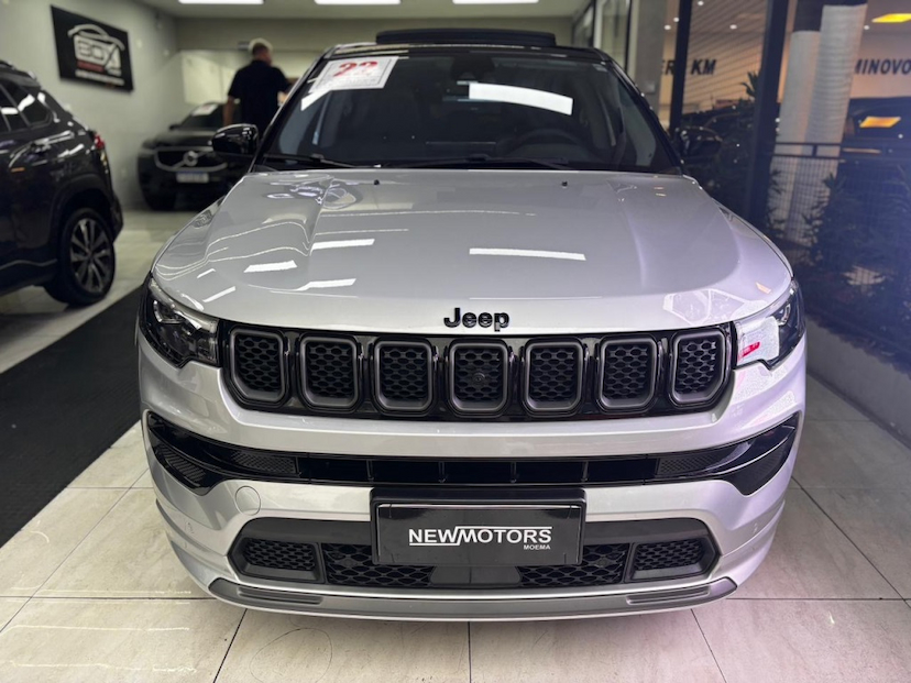 Foto do veículo JEEP COMPASS 1.3 T270 TURBO HÍBRIDO S 4XE AT6 2022 48.942 KM 145.777,00
