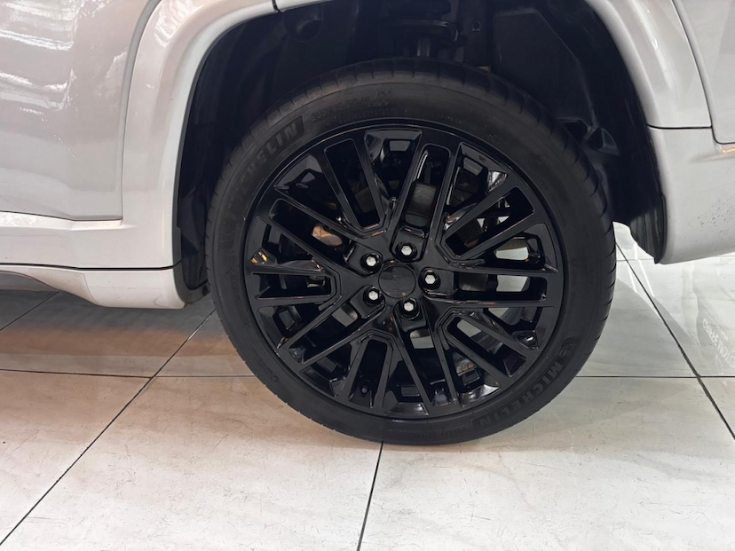 Foto do veículo JEEP COMPASS 1.3 T270 TURBO HÍBRIDO S 4XE AT6 2022 48.942 KM 145.777,00