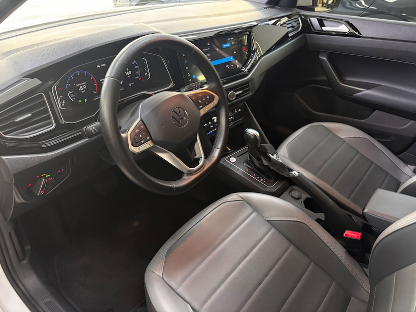 Foto do veículo VOLKSWAGEN NIVUS 1.0 200 TSI TOTAL FLEX HIGHLINE AUTOMÁTICO 2022 66.153 KM 98.777,00