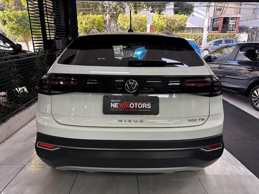 Foto do veículo VOLKSWAGEN NIVUS 1.0 200 TSI TOTAL FLEX HIGHLINE AUTOMÁTICO 2022 66.153 KM 98.777,00