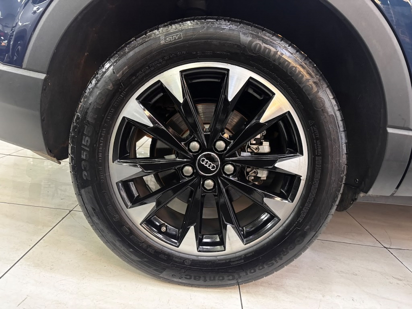 Foto do veículo AUDI Q3 1.4 35 TFSI GASOLINA PRESTIGE PLUS S TRONIC 2020 91.559 KM 152.777,00
