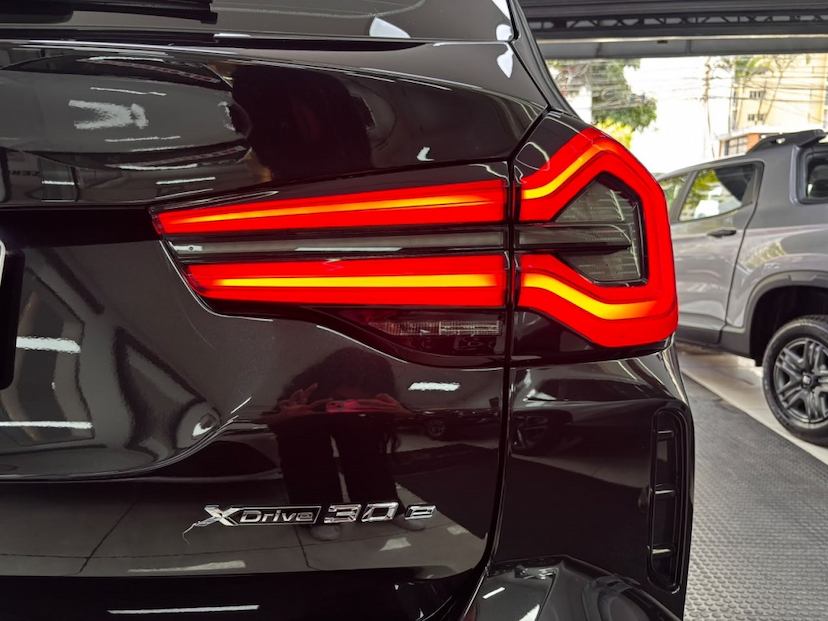 Foto do veículo BMW X3 2.0 16V HÍBRIDO M SPORT XDRIVE30E STEPTRONIC 2024 11.871 KM 338.777,00
