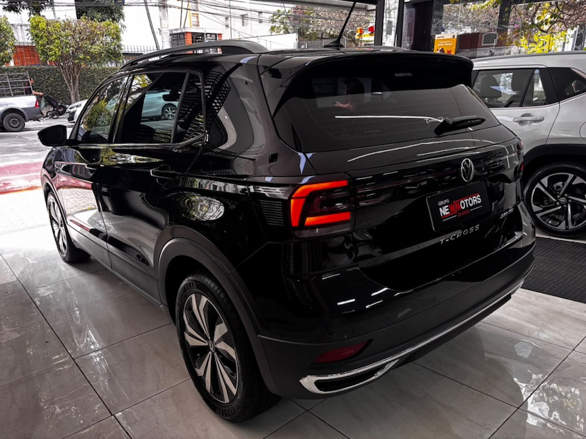 Foto do veículo VOLKSWAGEN T-CROSS 1.4 250 TSI TOTAL FLEX HIGHLINE AUTOMÁTICO 2023 46.754 KM 129.777,00