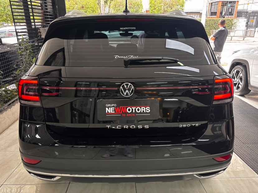 Foto do veículo VOLKSWAGEN T-CROSS 1.4 250 TSI TOTAL FLEX HIGHLINE AUTOMÁTICO 2023 46.754 KM 129.777,00