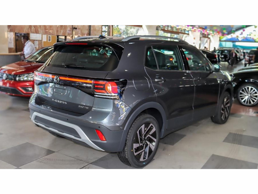 Foto do veículo VOLKSWAGEN T-CROSS 1.4 250 TSI TOTAL FLEX HIGHLINE AUTOMÁTICO 2026 0 KM 162.777,00