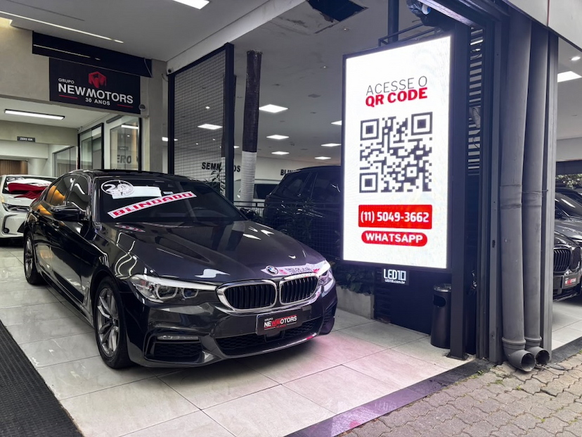 Foto do veículo BMW 530E 2.0 16V TWINPOWER HÍBRIDO M SPORT AUTOMÁTICO 2020 30.997 KM 242.777,00