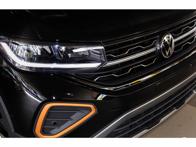 Foto do veículo VOLKSWAGEN T-CROSS 1.4 250 TSI TOTAL FLEX EXTREME AUTOMÁTICO 2026 0 KM 179.777,00