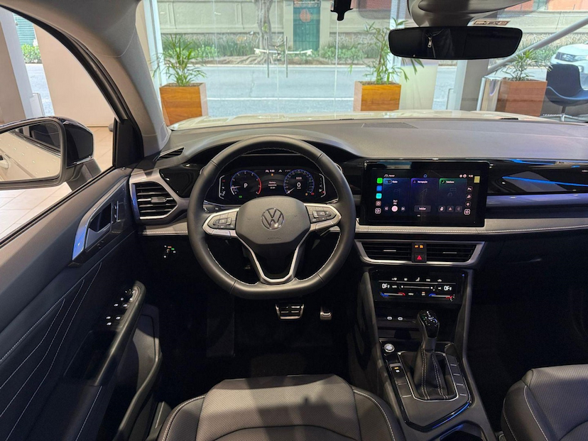 Foto do veículo VOLKSWAGEN TAOS 1.4 250 TSI TOTAL FLEX HIGHLINE AUTOMÁTICO 2026 0 KM 202.700,00