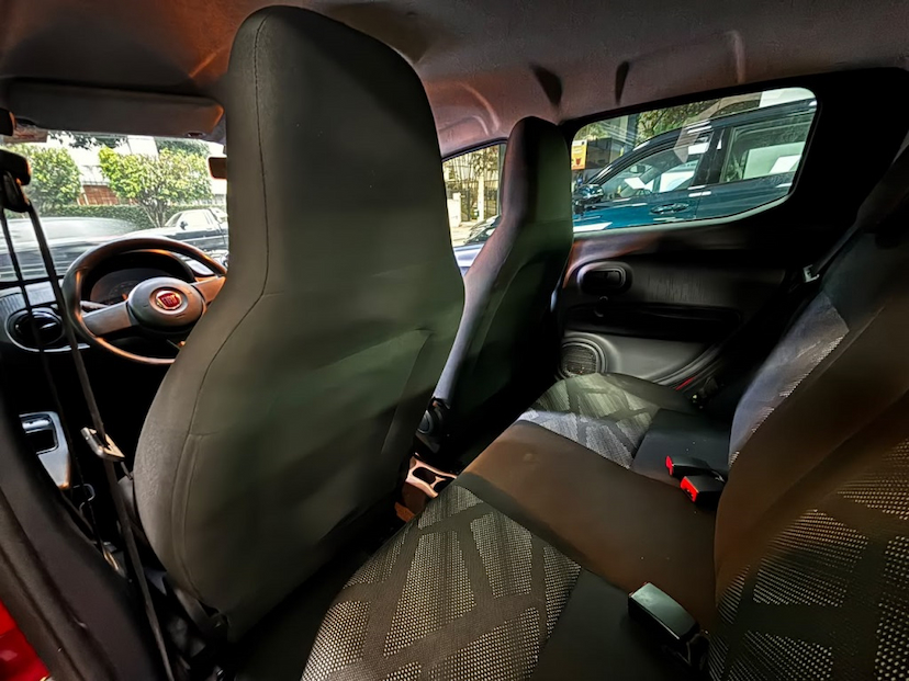 Foto do veículo FIAT MOBI 1.0 FIREFLY FLEX DRIVE MANUAL 2018 37.707 KM 47.777,00