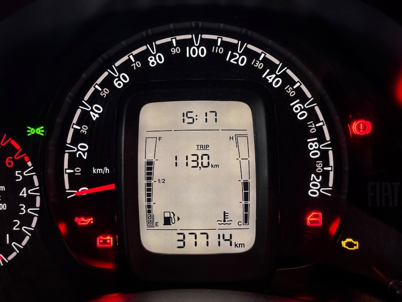 Foto do veículo FIAT MOBI 1.0 FIREFLY FLEX DRIVE MANUAL 2018 37.707 KM 47.777,00