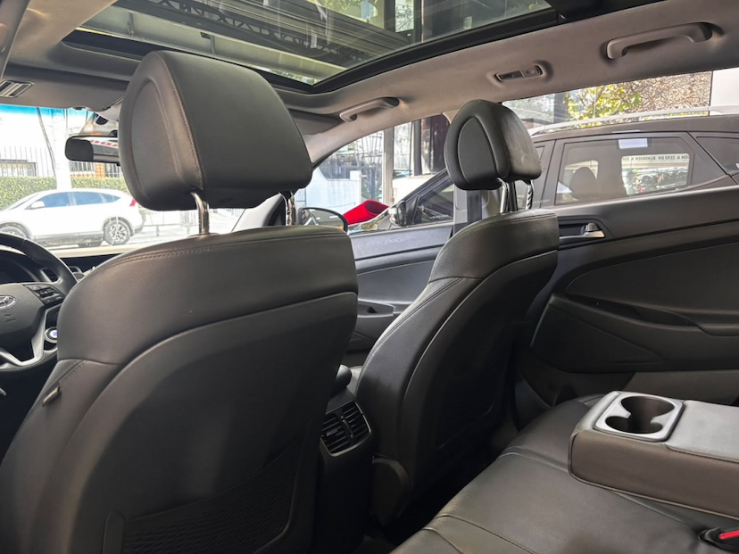 Foto do veículo HYUNDAI TUCSON 1.6 16V T-GDI GASOLINA GLS ECOSHIFT 2019 86.283 KM 98.777,00