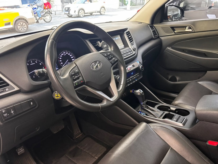 Foto do veículo HYUNDAI TUCSON 1.6 16V T-GDI GASOLINA GLS ECOSHIFT 2019 86.283 KM 98.777,00