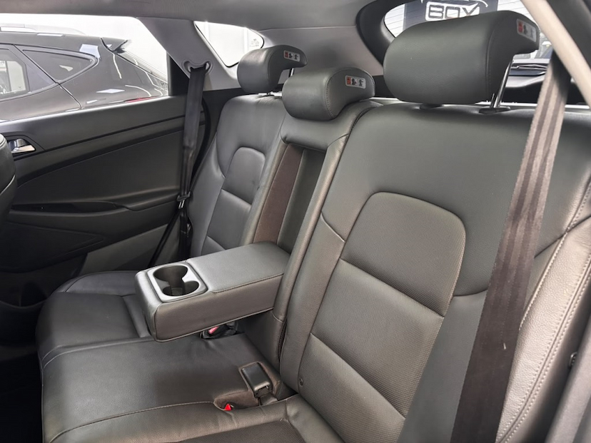 Foto do veículo HYUNDAI TUCSON 1.6 16V T-GDI GASOLINA GLS ECOSHIFT 2019 86.283 KM 98.777,00