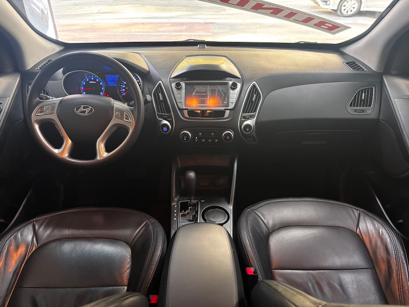 Foto do veículo HYUNDAI IX35 2.0 MPFI GLS 16V FLEX 4P AUTOMÁTICO 2015 86.323 KM 71.777,00
