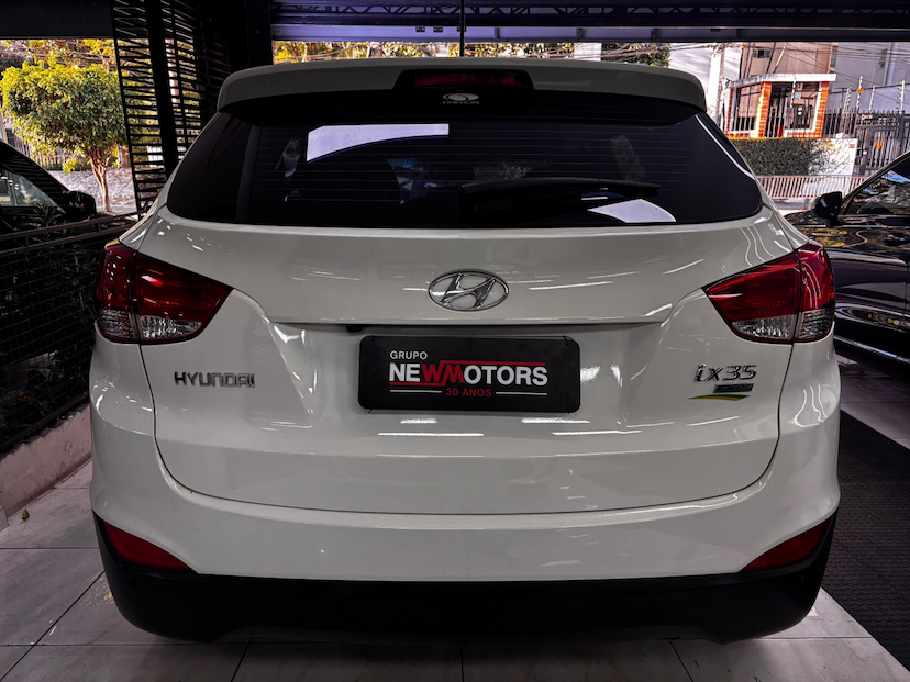 Foto do veículo HYUNDAI IX35 2.0 MPFI GLS 16V FLEX 4P AUTOMÁTICO 2015 86.323 KM 71.777,00