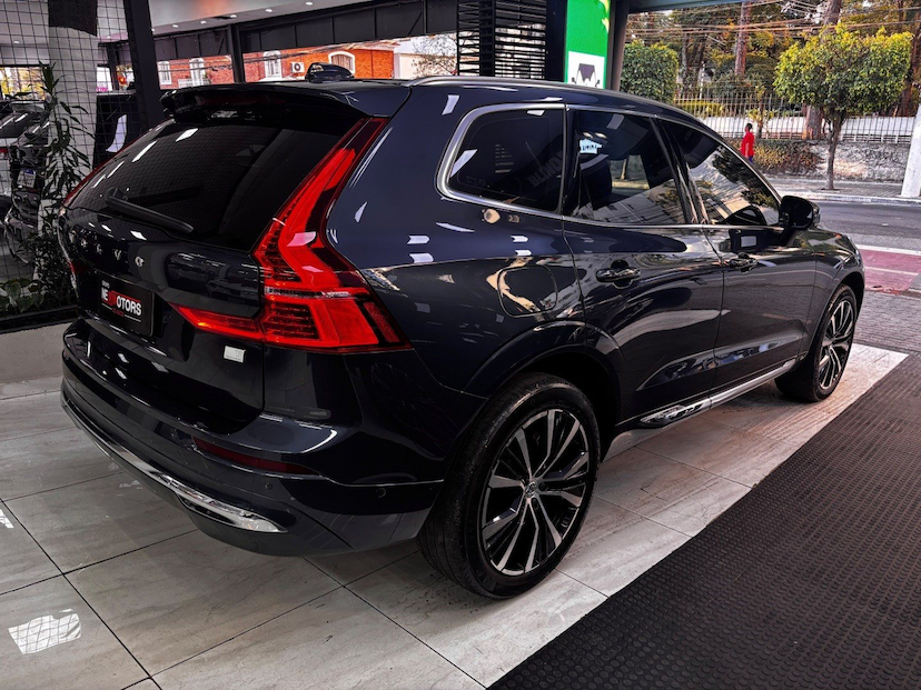 Foto do veículo VOLVO XC60 2.0 T8 RECHARGE ULTIMATE AWD GEARTRONIC 2023 52.152 KM 253.777,00